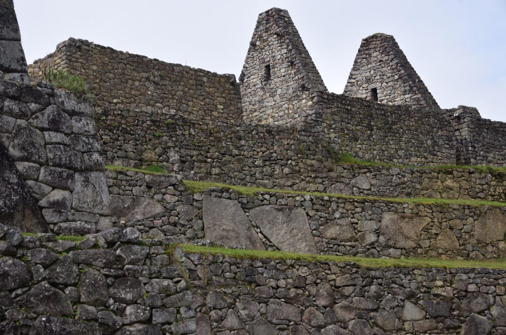 towers machu picchu