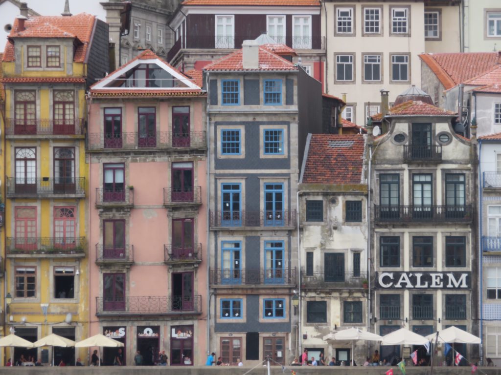 calem building with other buildings surrounding it